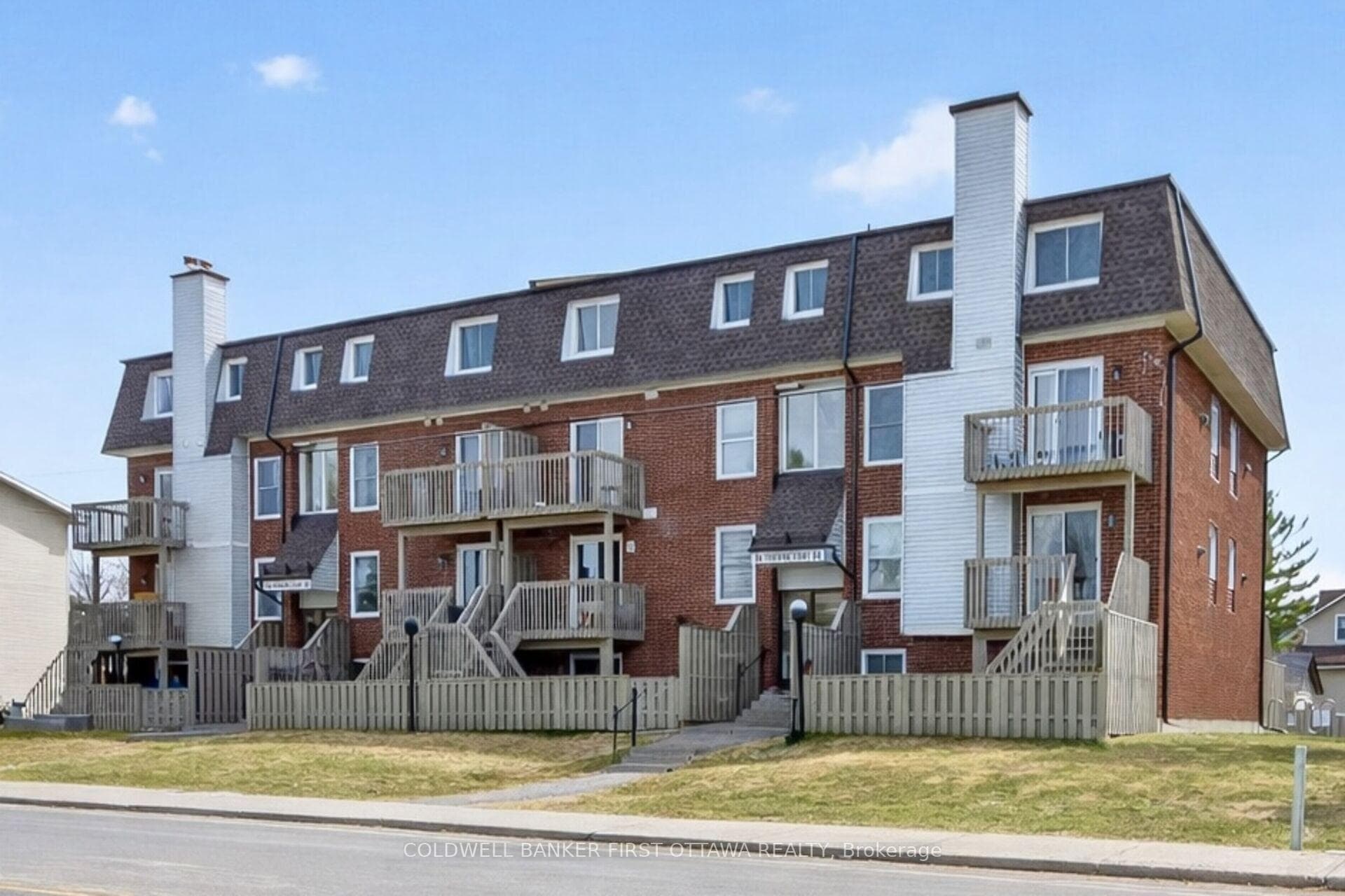 24 Town Line Unit 208 photo 1
