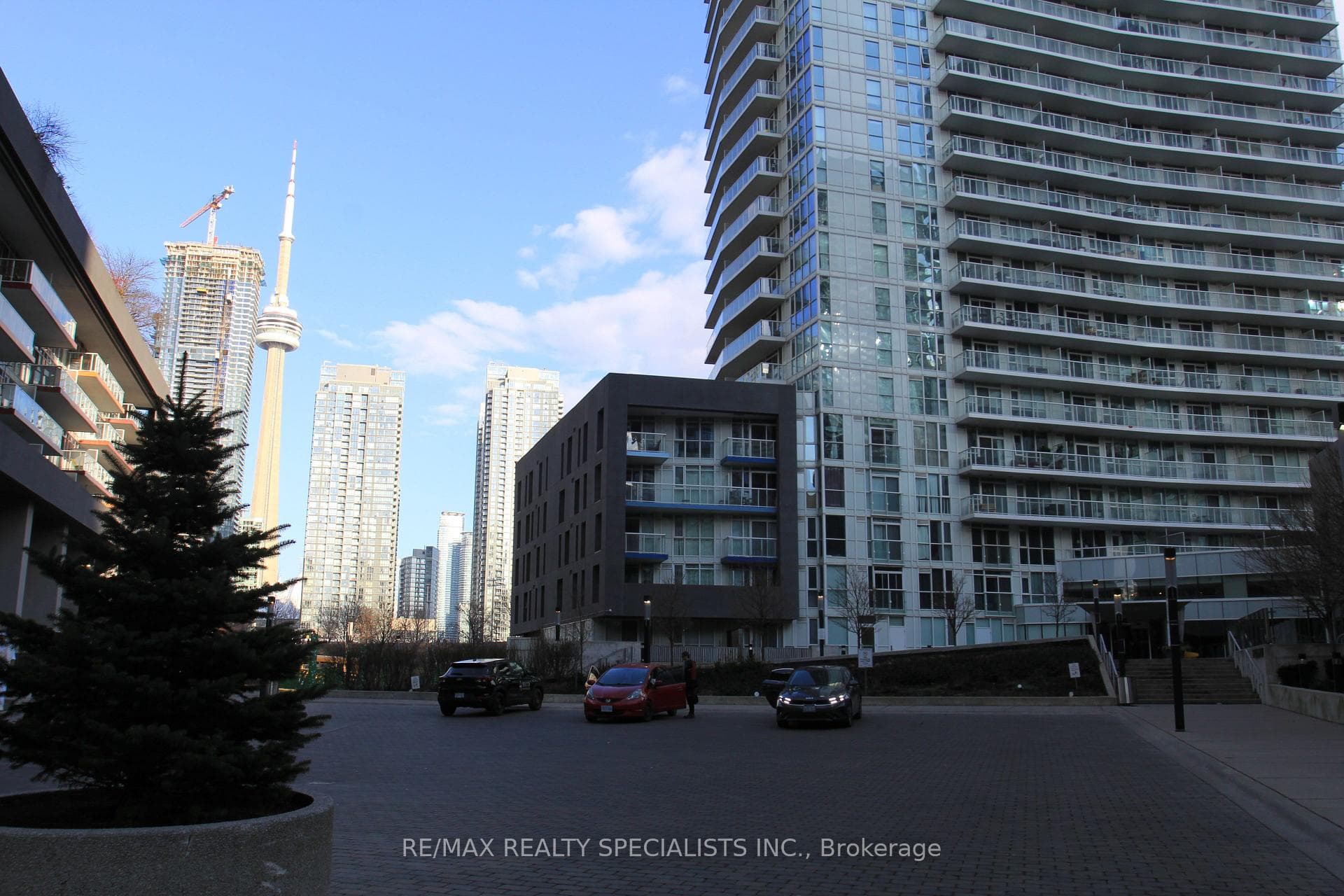 75 Queens Wharf Road Unit 707 photo 14