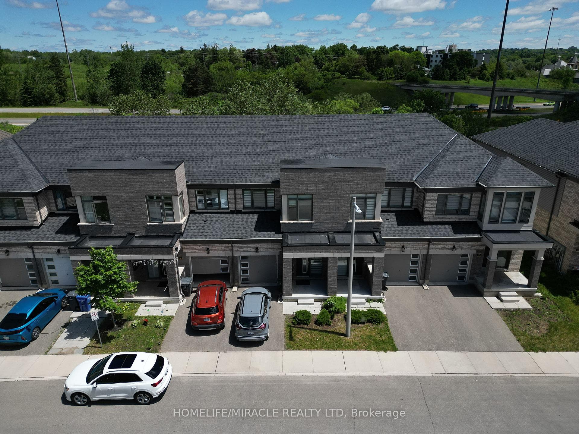 166 DEERPATH Drive Unit 32 photo 34