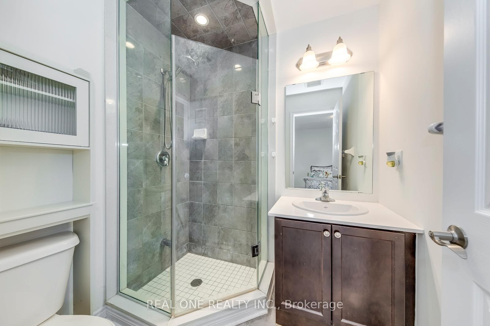 2280 Baronwood Drive Unit 91 photo 23