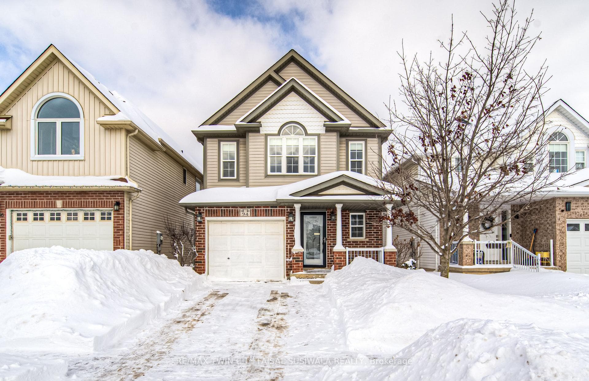 94 Sophia Crescent photo 1