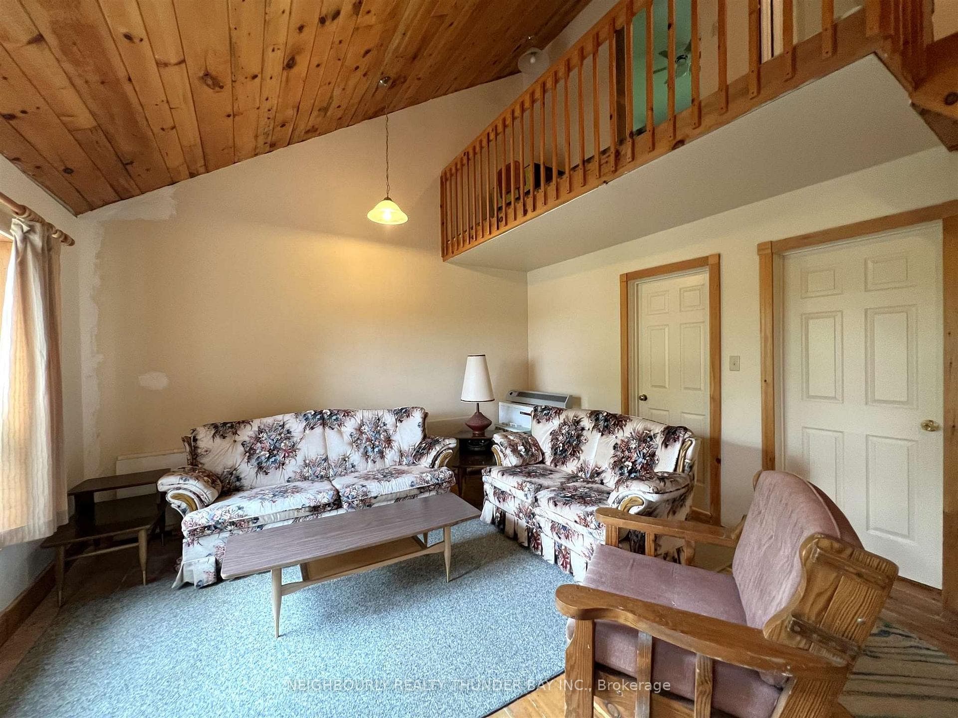 475 HWY 586 photo 22