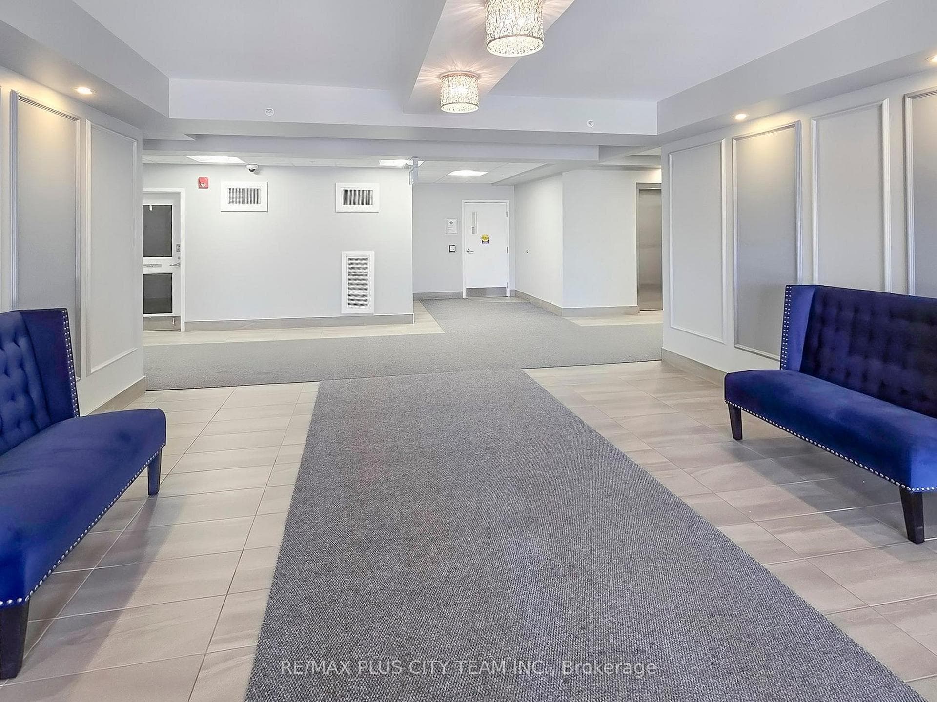 481 Rupert Avenue Unit 2218 photo 34