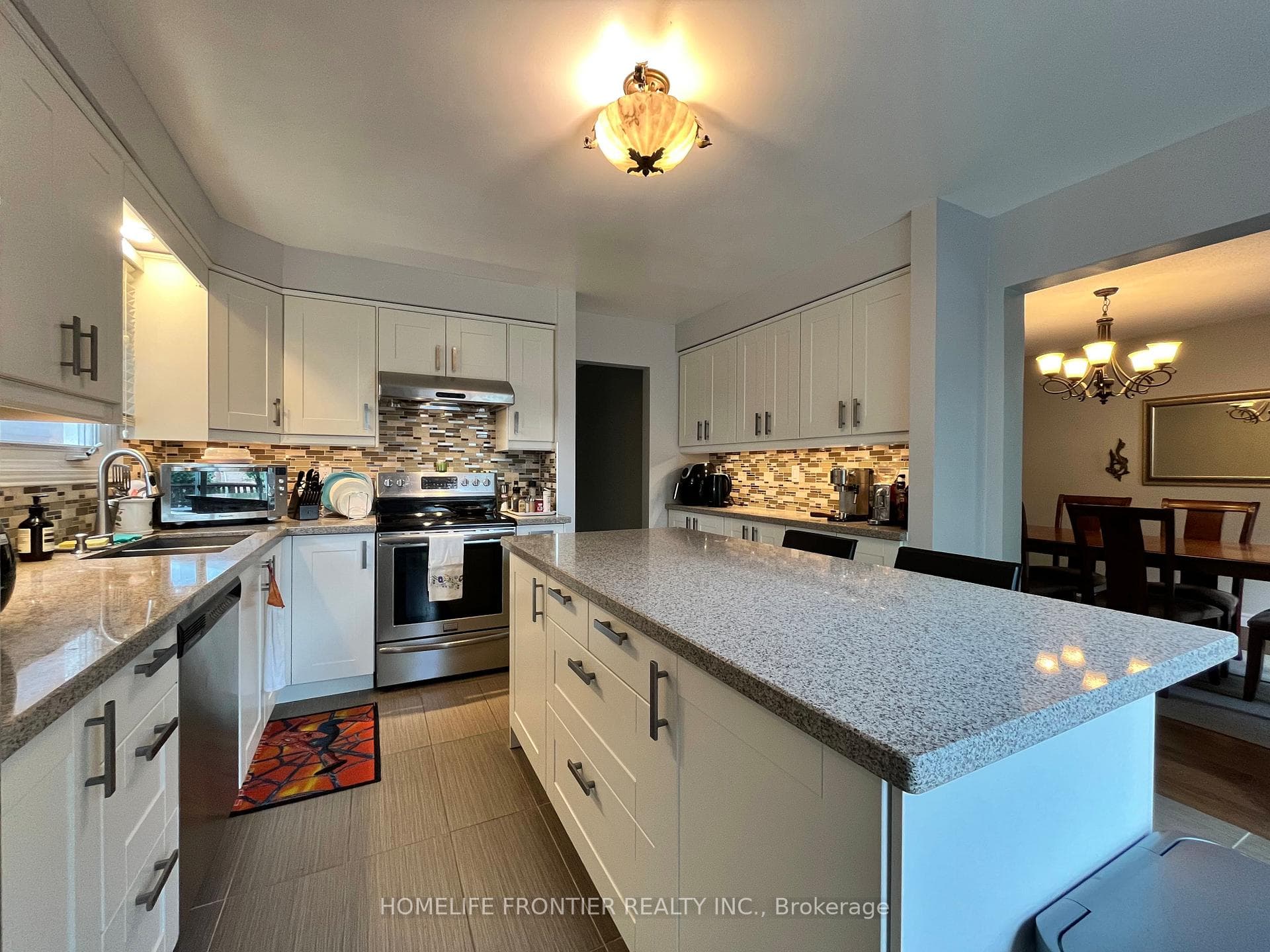 36 Tamara Drive photo 12