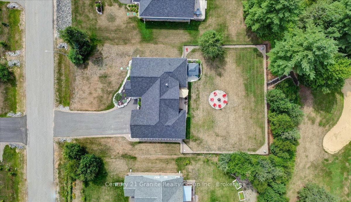 9 Bancroft Ridge Drive photo 33