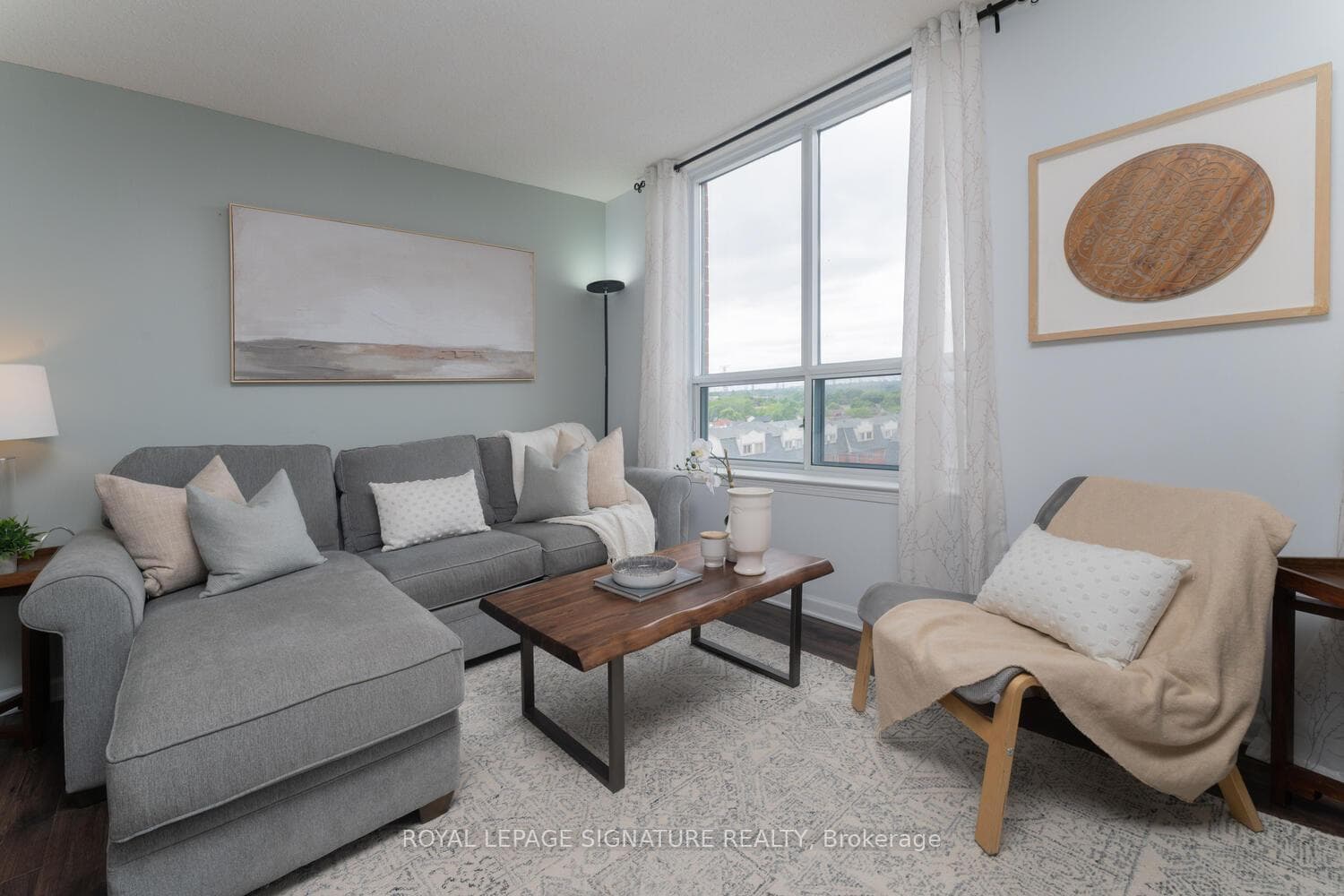 1625 Pickering Parkway Unit 606 photo 17