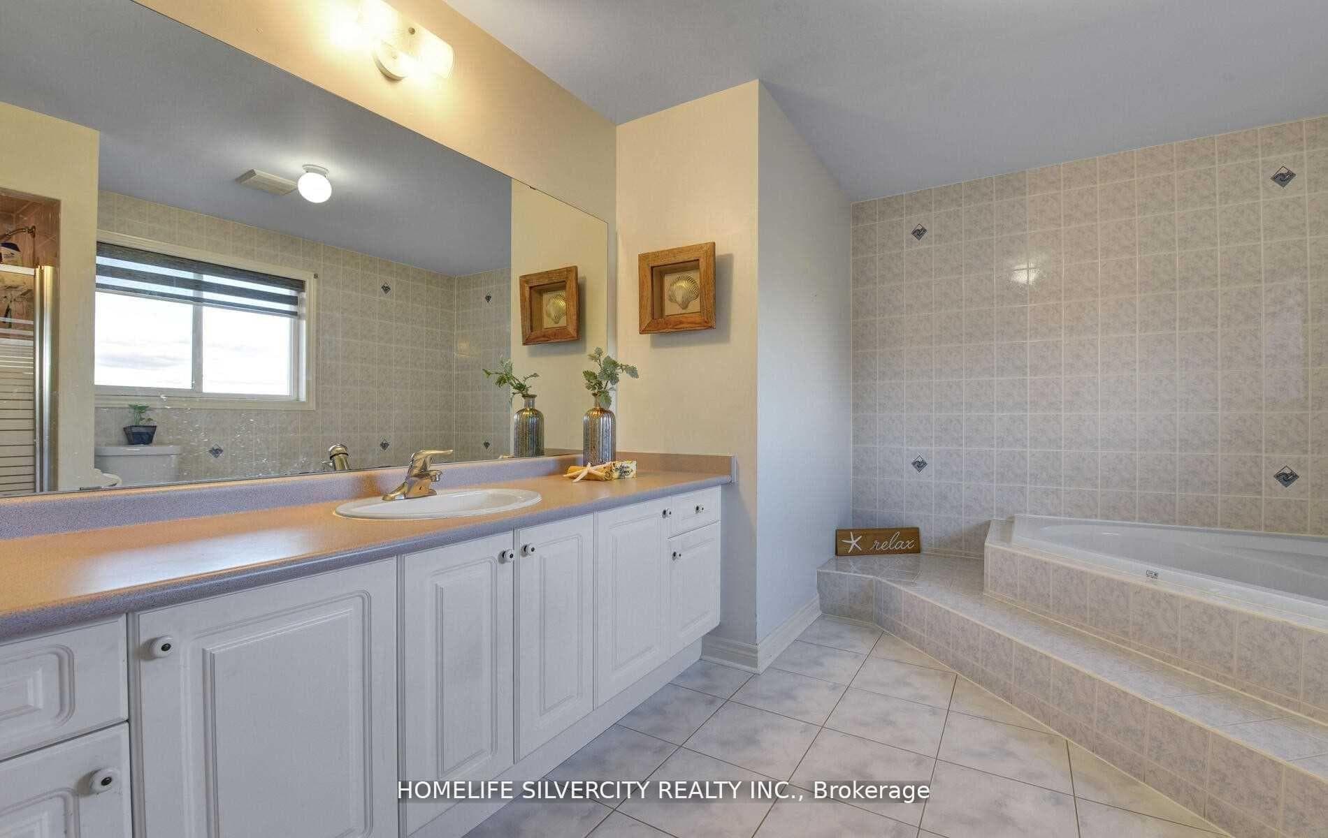 11 Canarygrass Drive photo 10