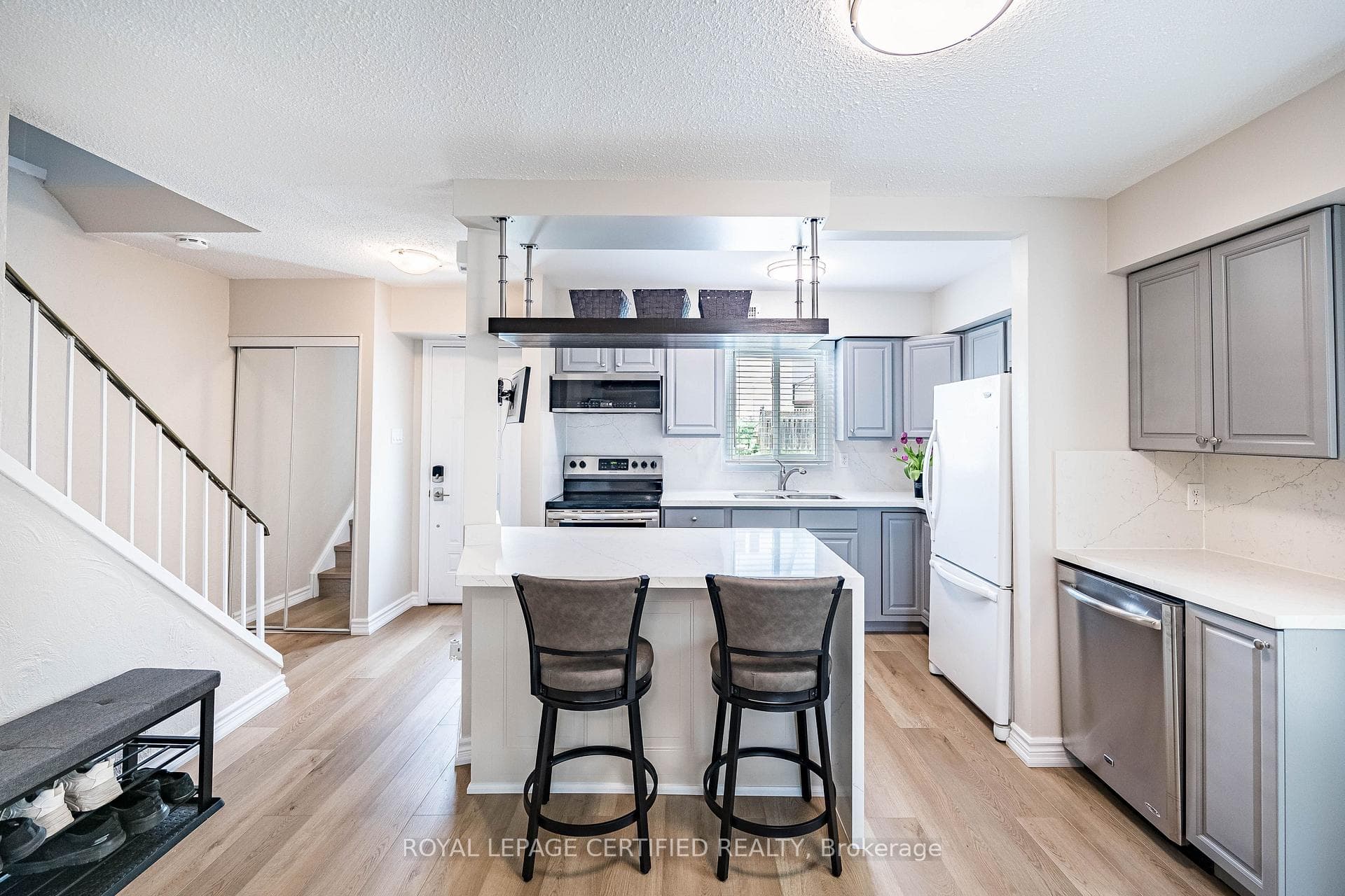 17 Holmcrest Court photo 7