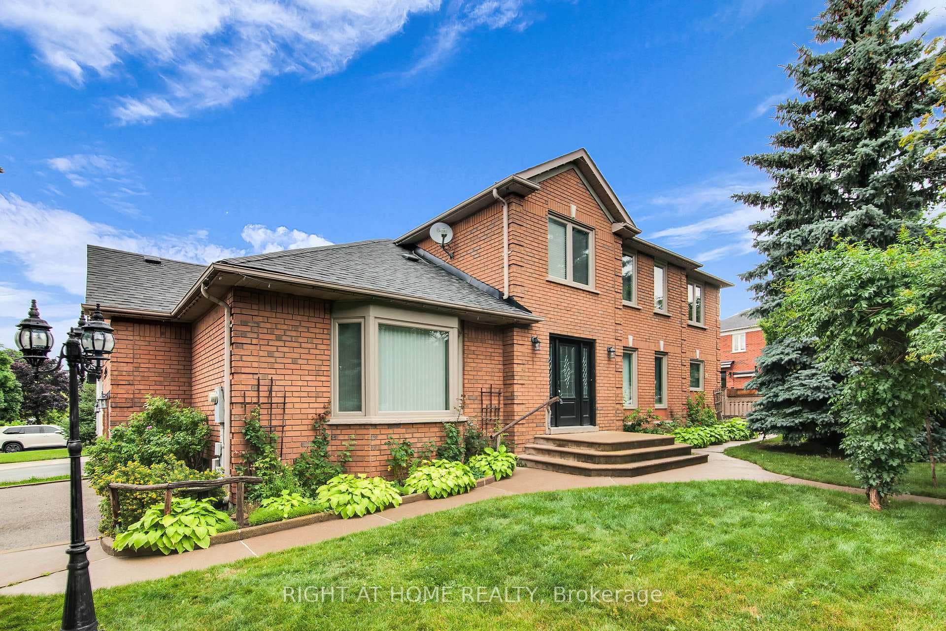 1 Tasha Court photo 1