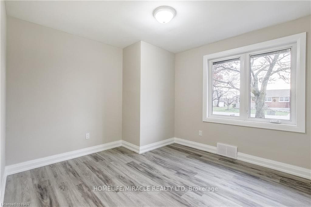 7775 Beaverdams Road photo 21