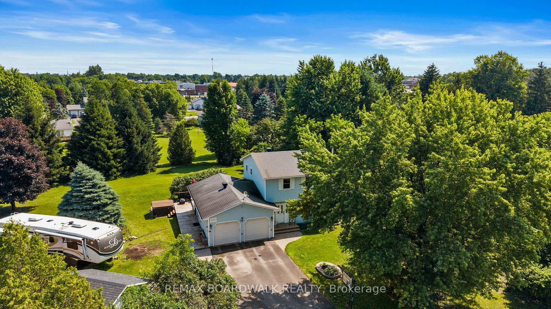 18 Berg Crescent photo 3
