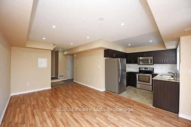 2480 Post Road Unit 23 photo 4