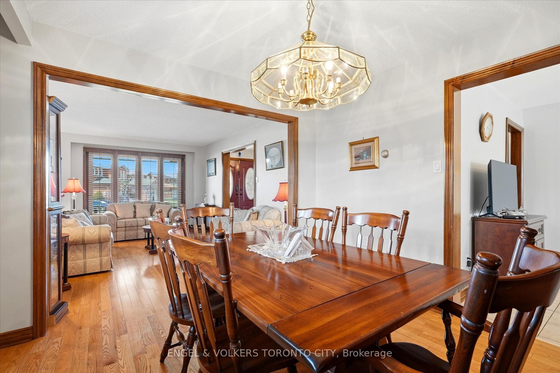 90 Gardner Place photo 8