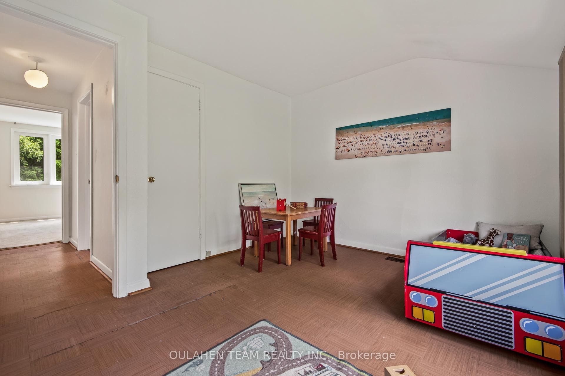 17 Wentworth Avenue photo 18