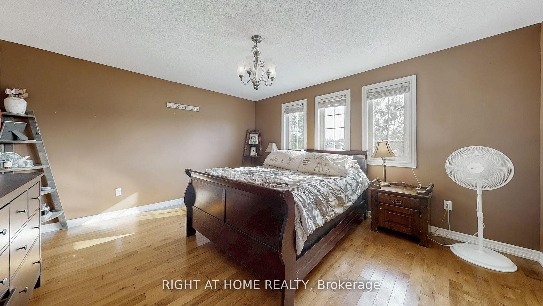 99 Widgeon Street photo 10