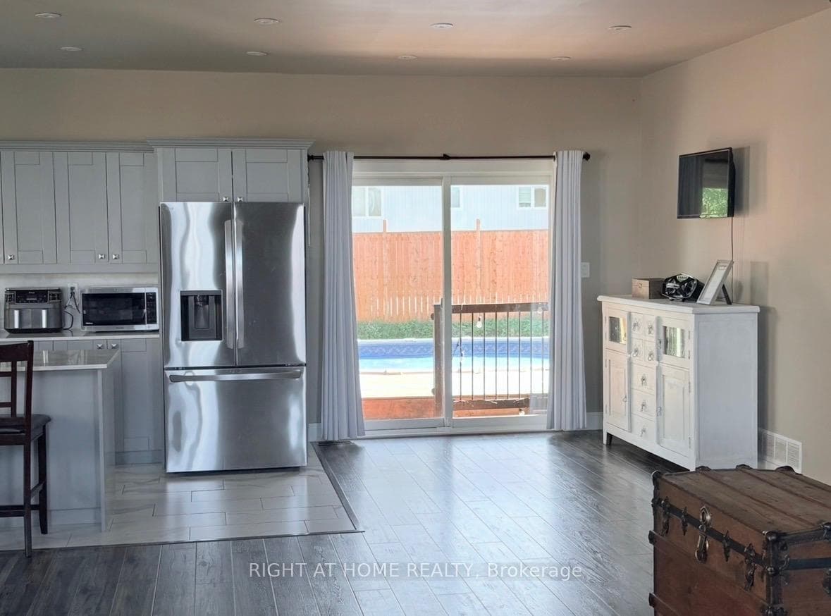 575 Oleary Lane photo 3