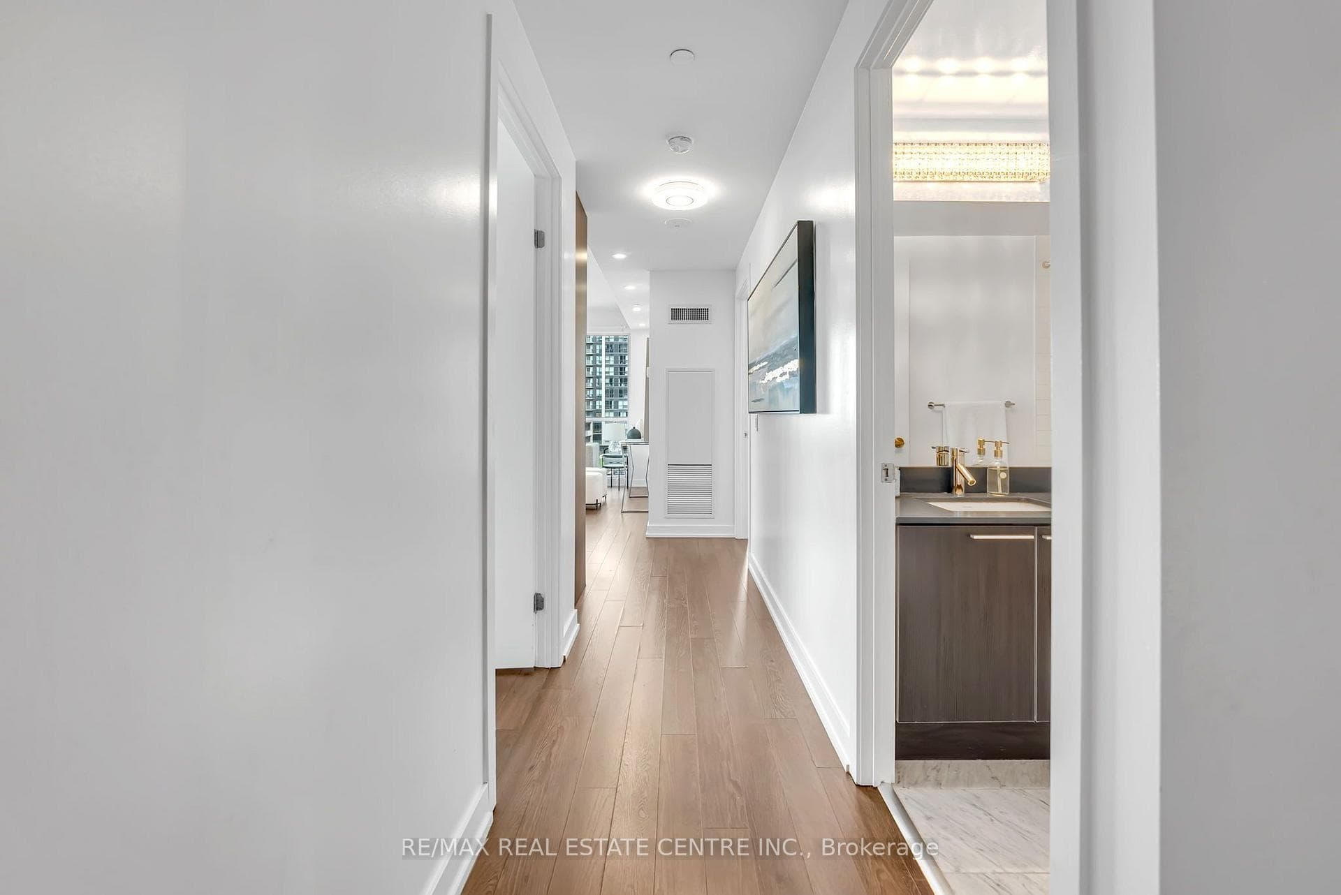 10 Park Lawn Road Unit 809 photo 5