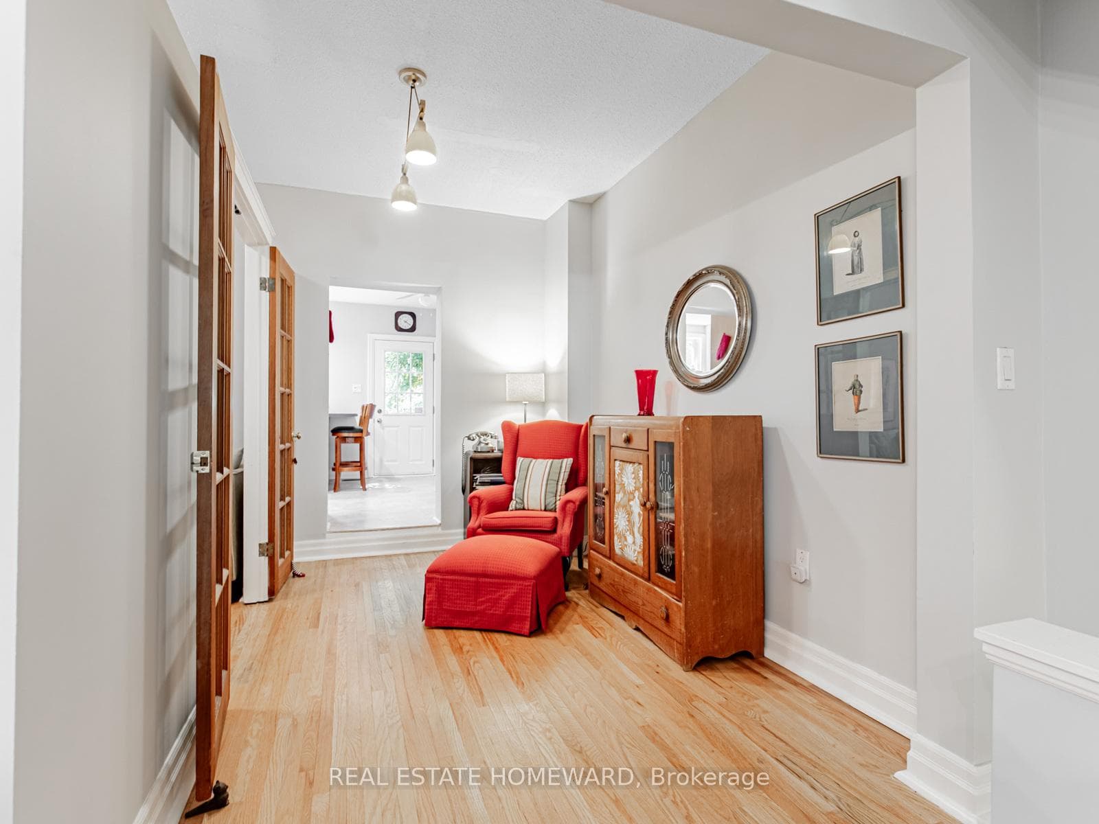 87 Harcourt Avenue photo 11