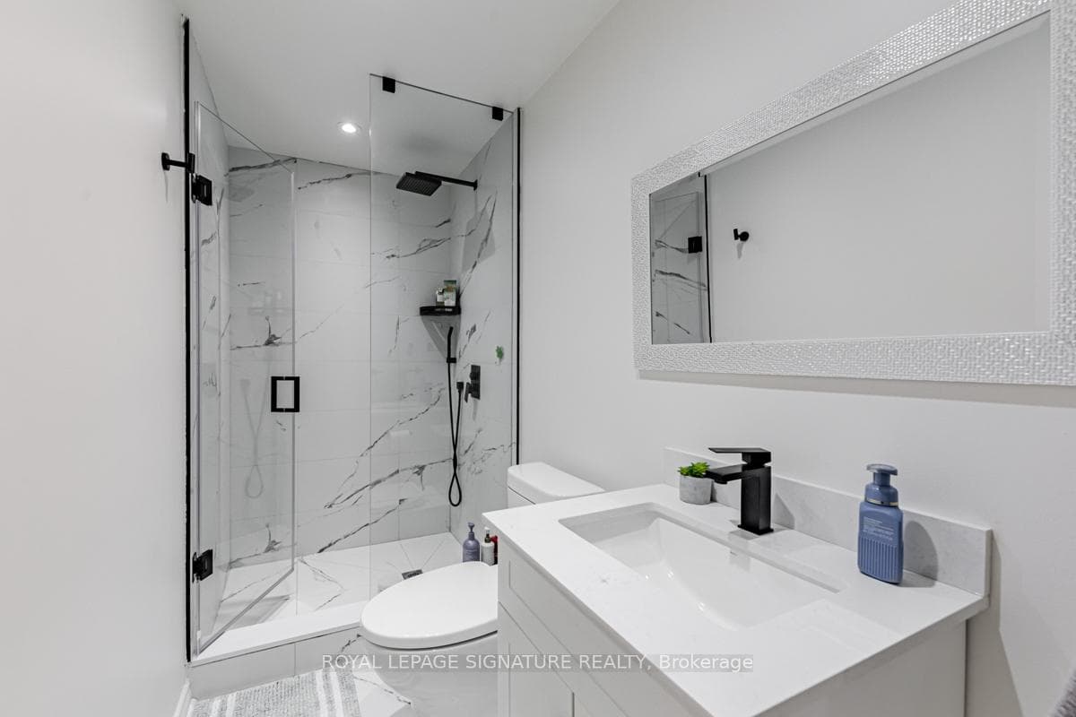 326 Chouinard Way photo 36