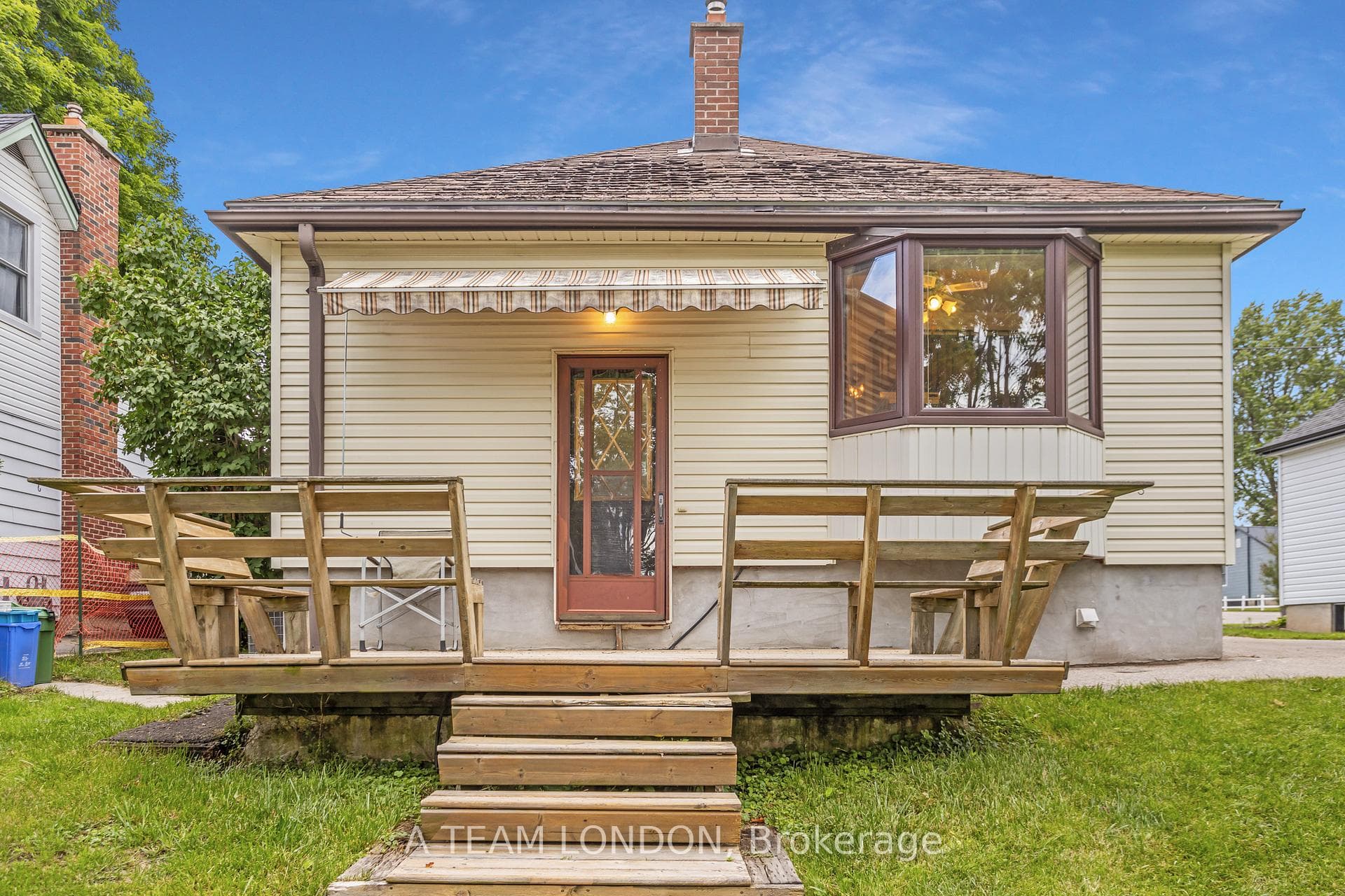 1871 Parkhurst Avenue photo 27