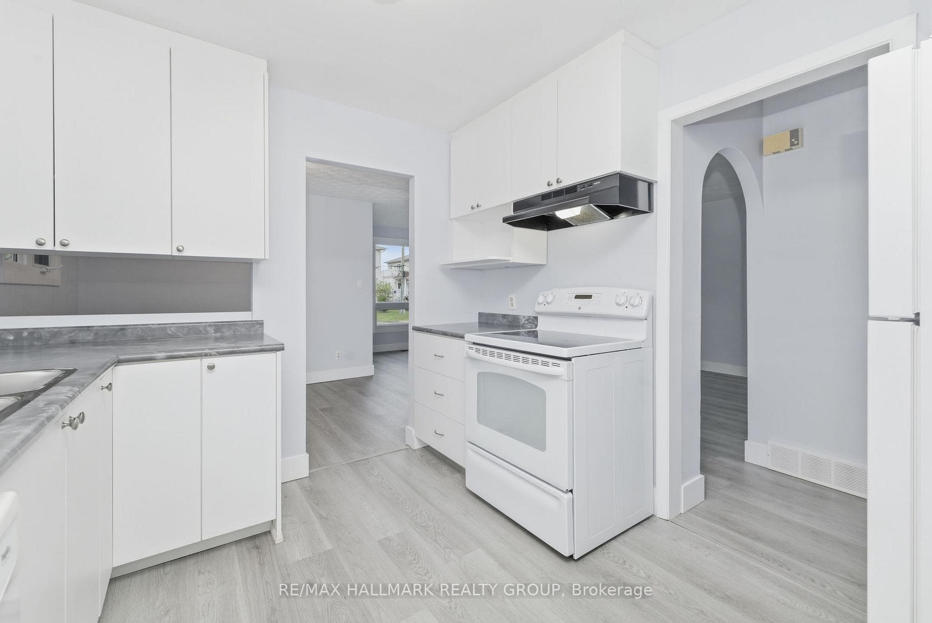 1259 Marenger Street photo 7