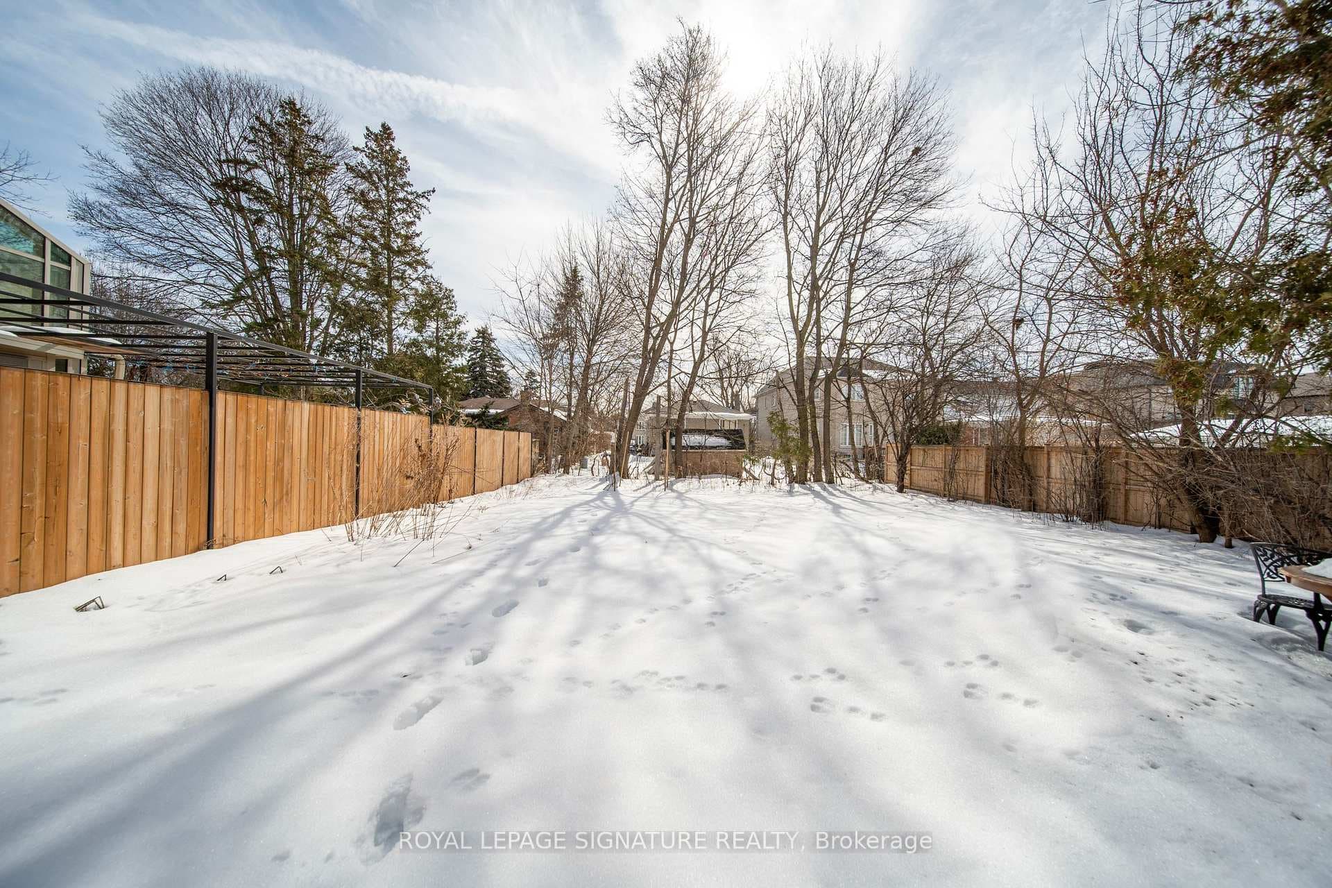 217 Moore Park Avenue photo 34