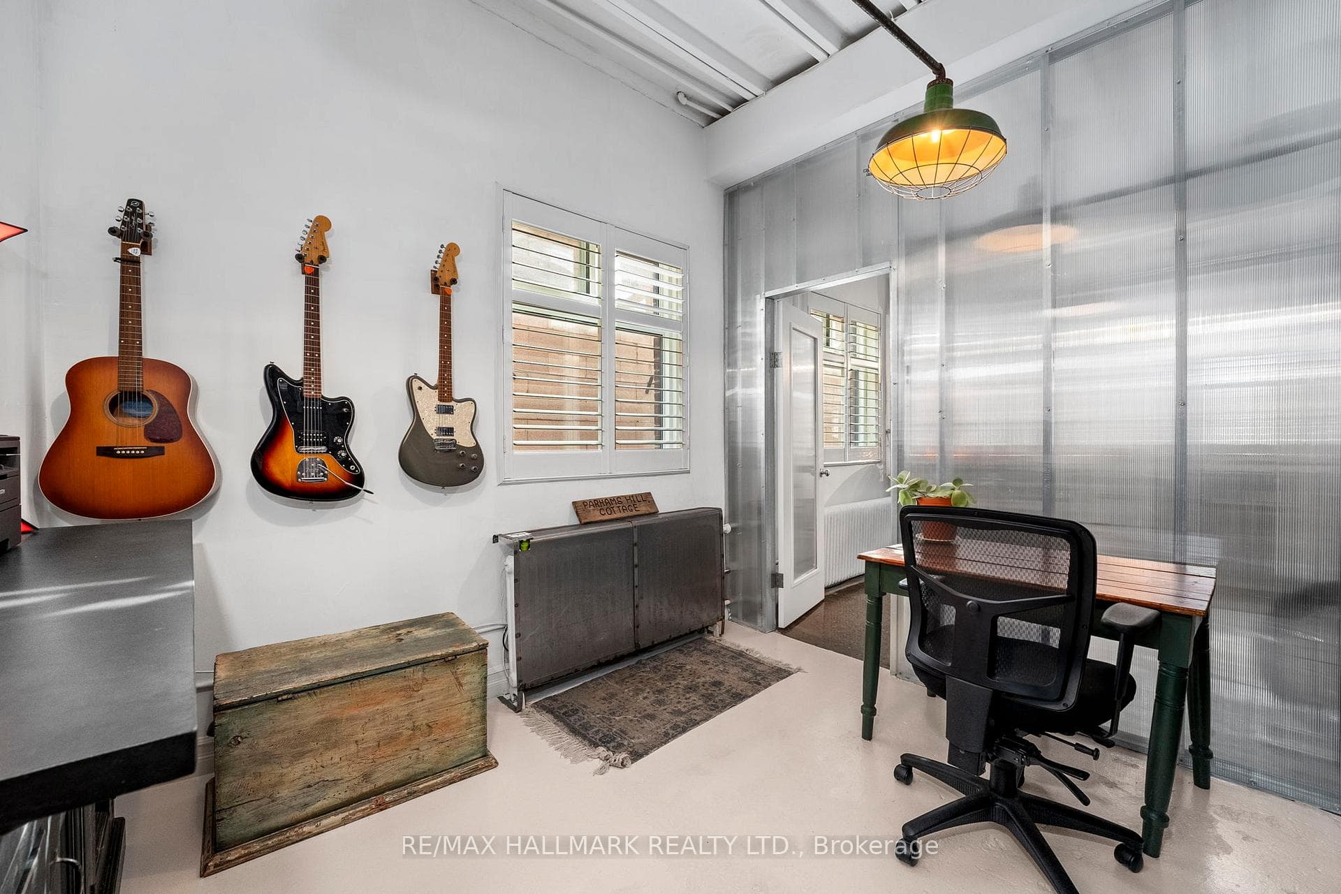 2B Minto Street Unit Loft 2 photo 32