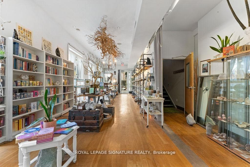 154 Harbord Street photo 10
