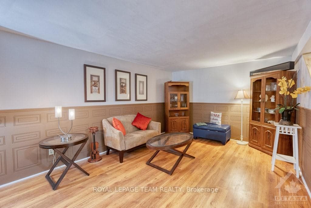 51 CASTLEFRANK Road photo 16