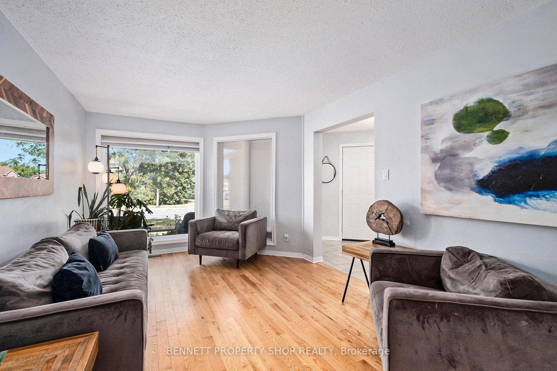 778 Montcrest Drive photo 4