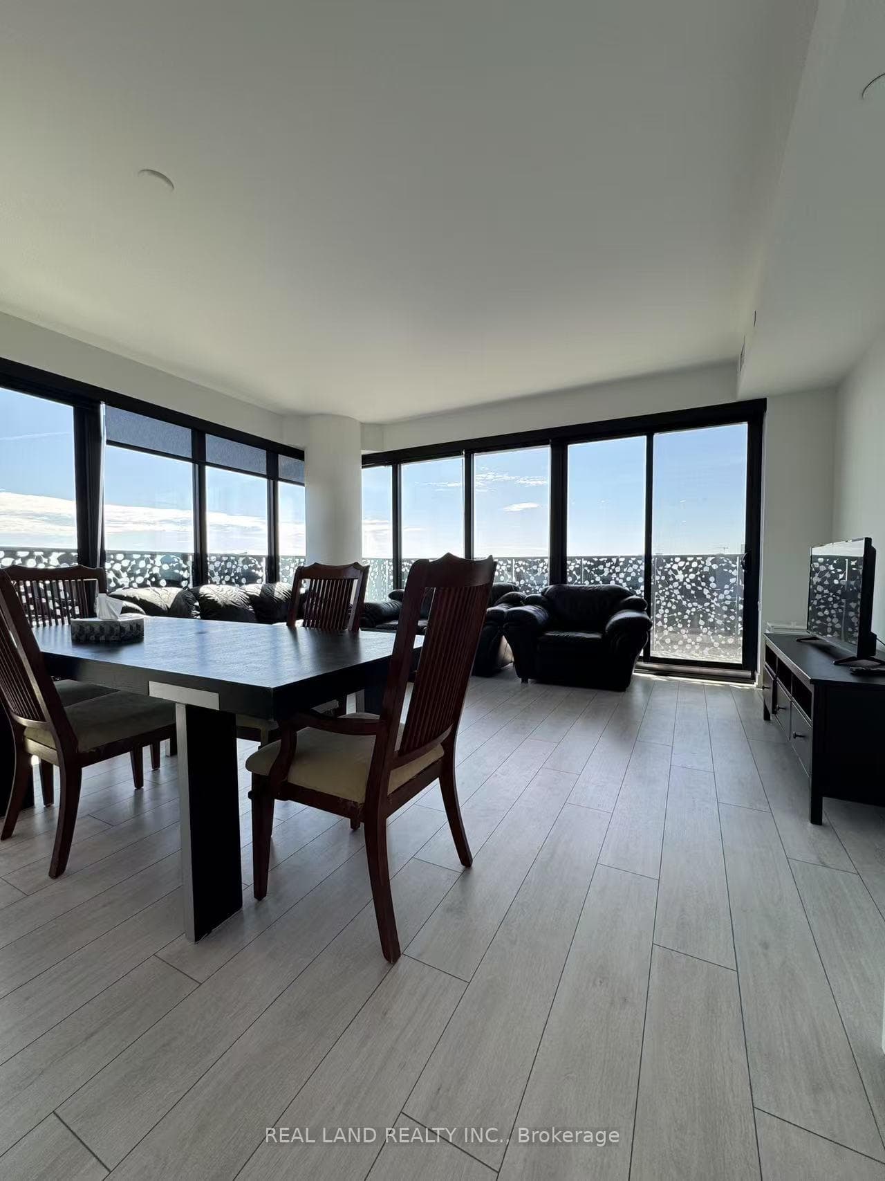 55 CHARLES Street Unit 3403 photo 17