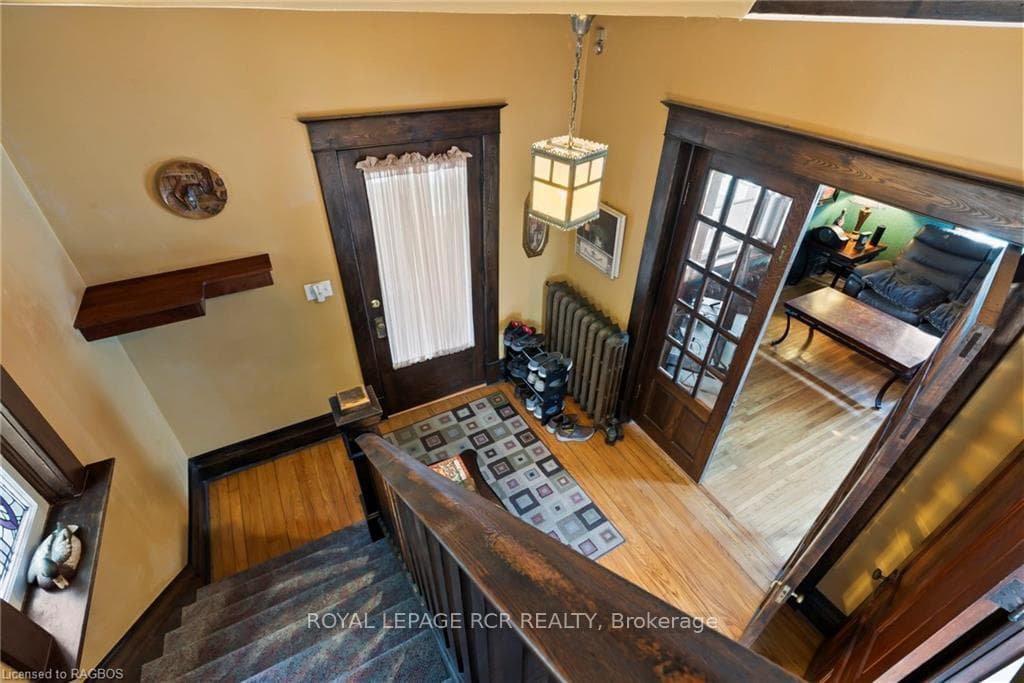 185 9TH Street photo 28