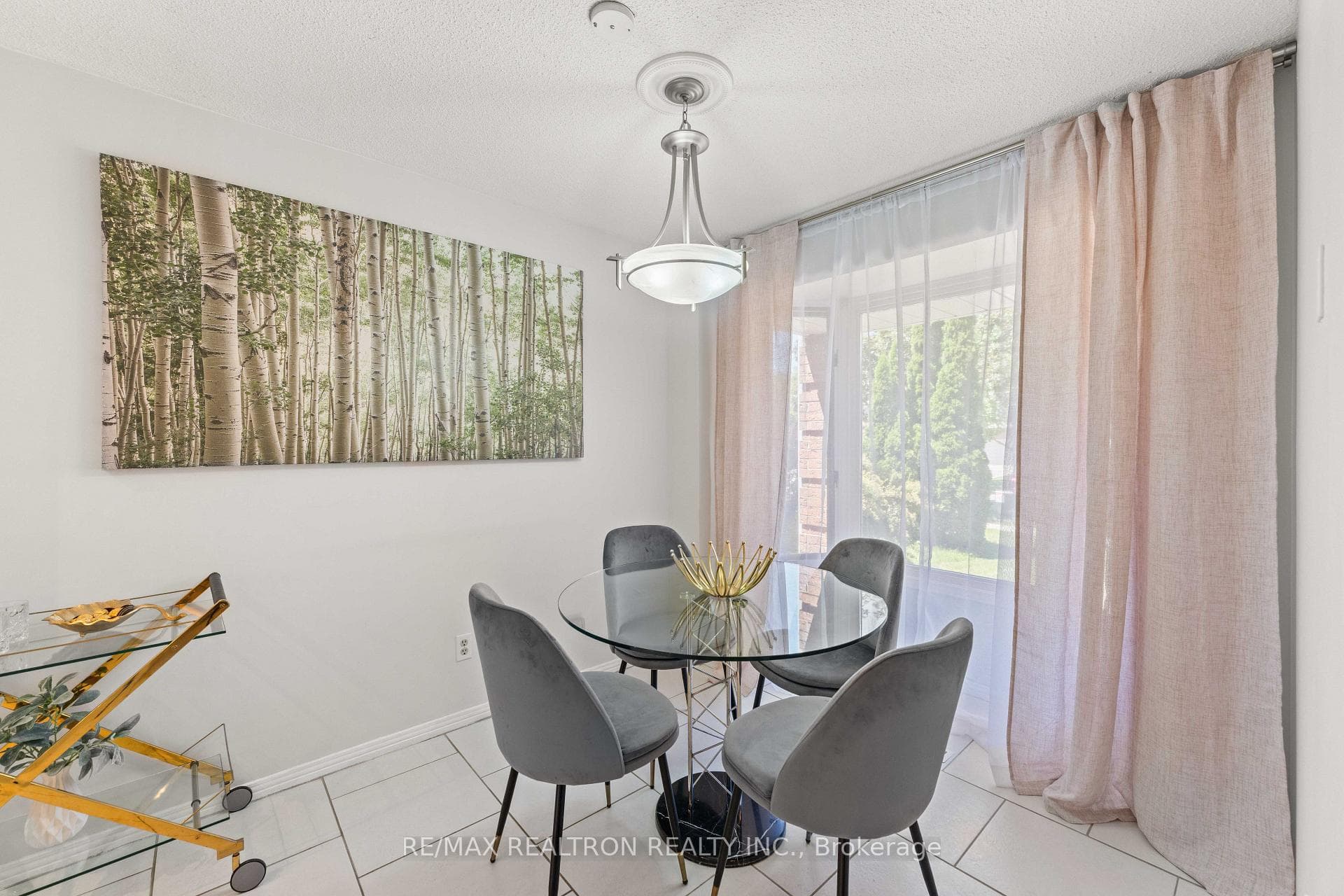 143 Spring Gate Boulevard photo 6