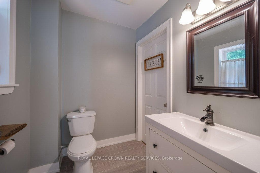 1717 Franklin Boulevard photo 20