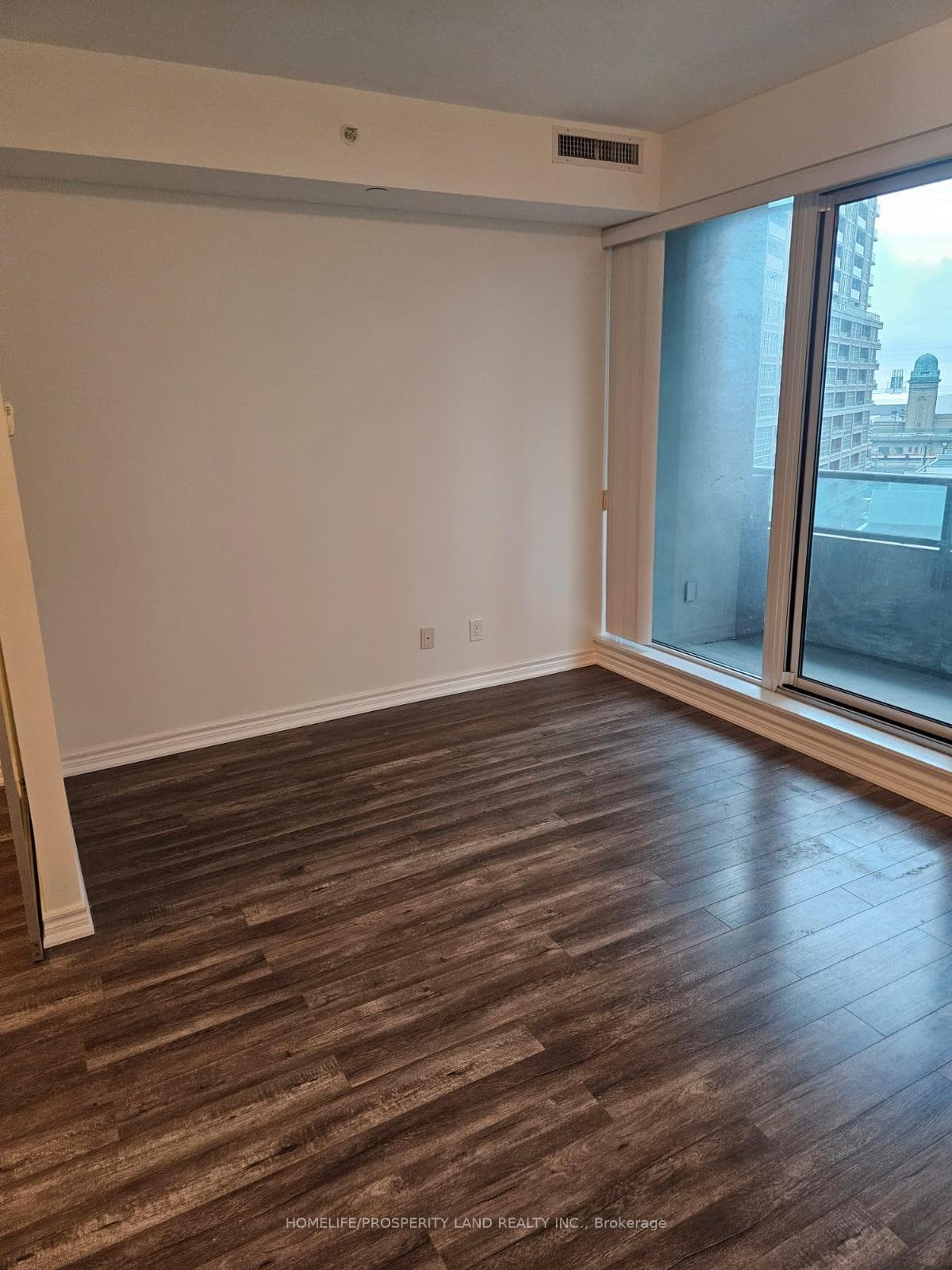 150 East Liberty Street Unit 610 photo 4
