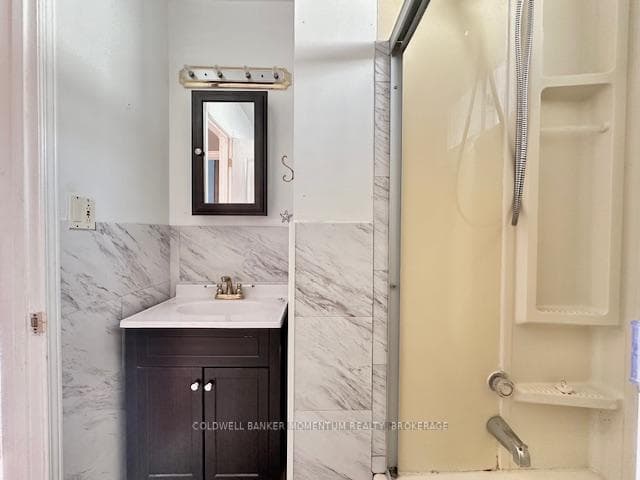 126 Elma Street Unit Upper photo 12