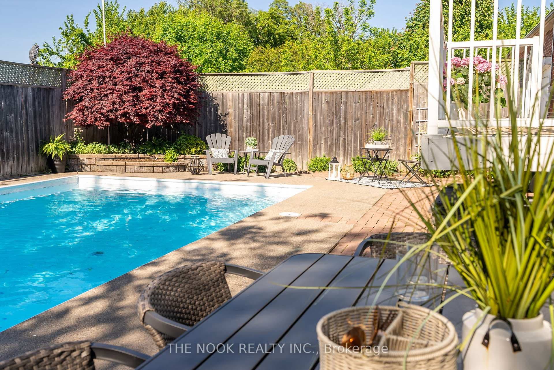 460 Fairleigh Avenue photo 29