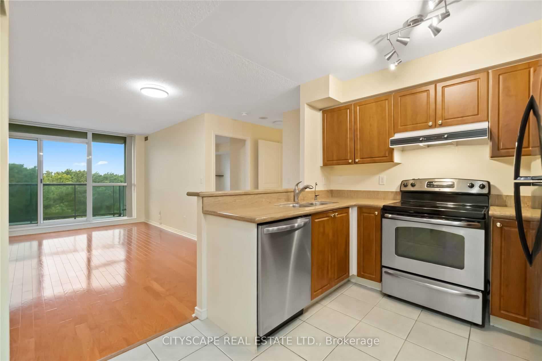 2565 Erin Centre Boulevard Unit 908 photo 5