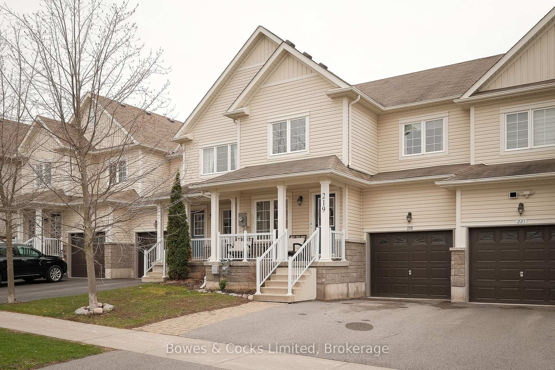 219 Louden Terrace photo 33