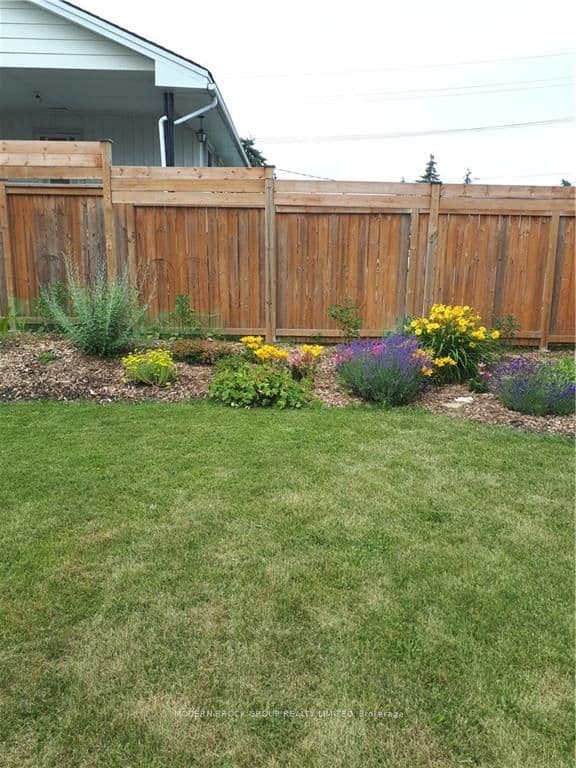 44 MERRICK Street photo 26