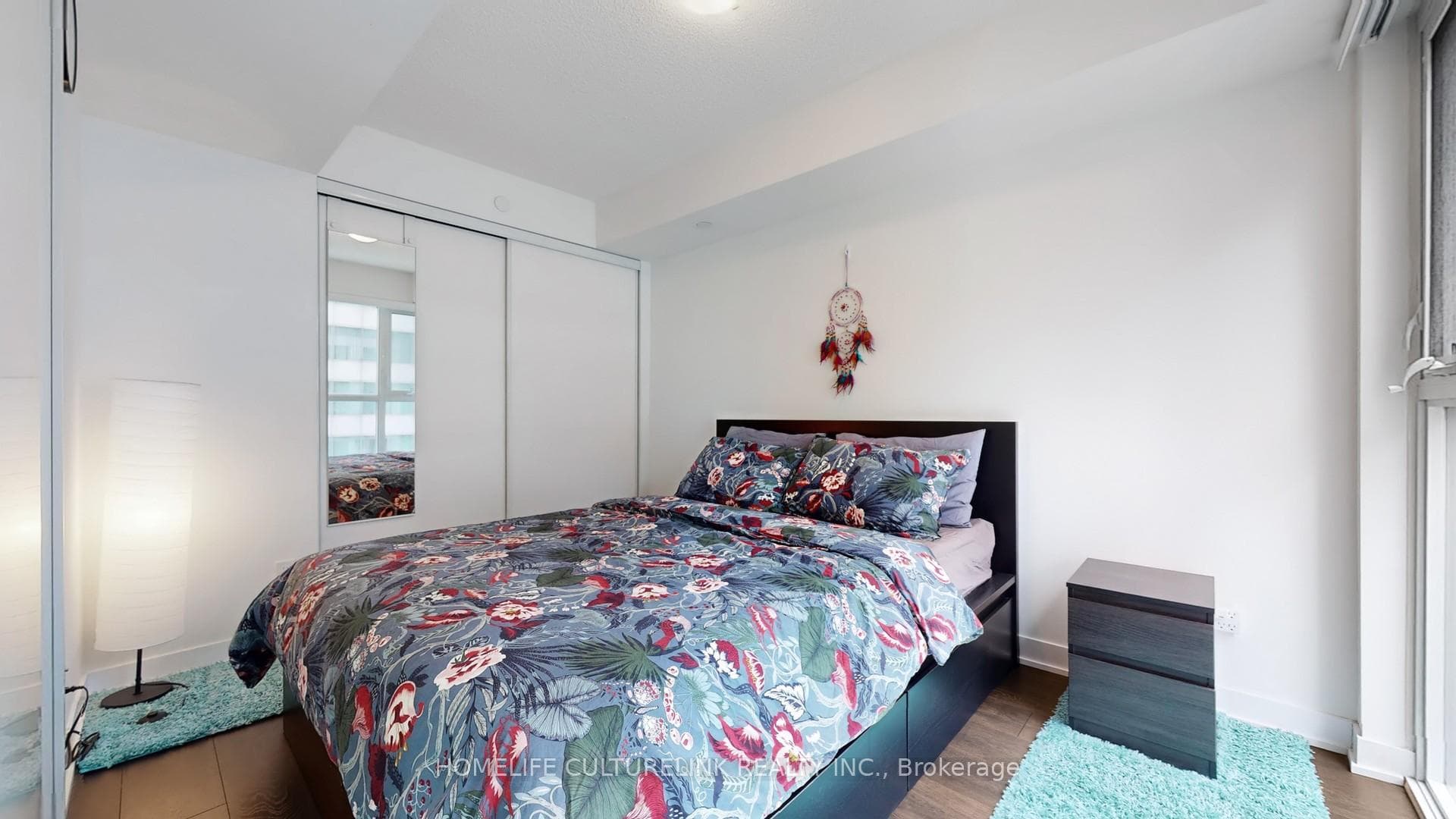 87 Peter Street Unit 1417 photo 25