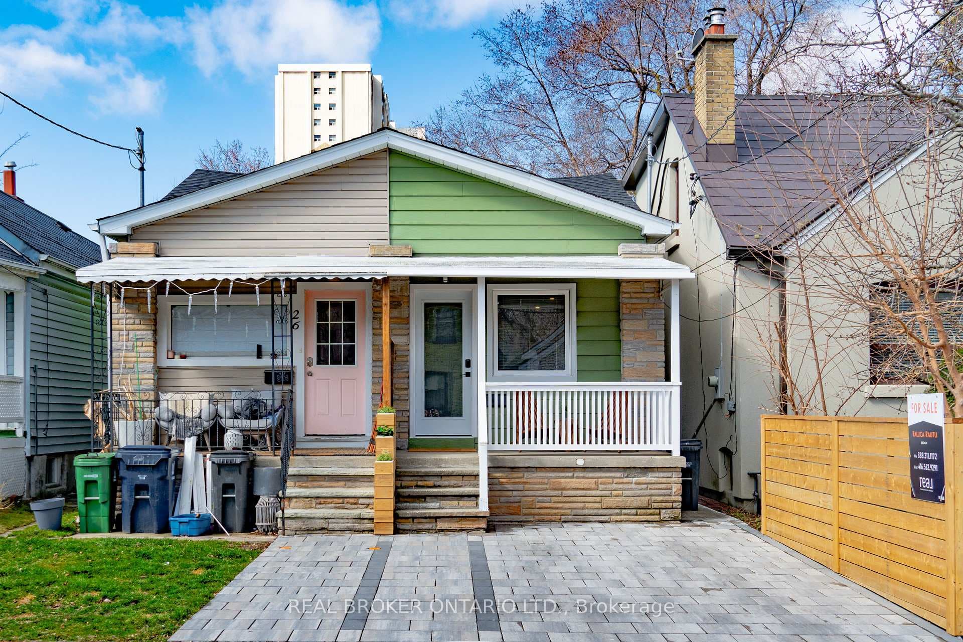 28 Newman Avenue photo 1