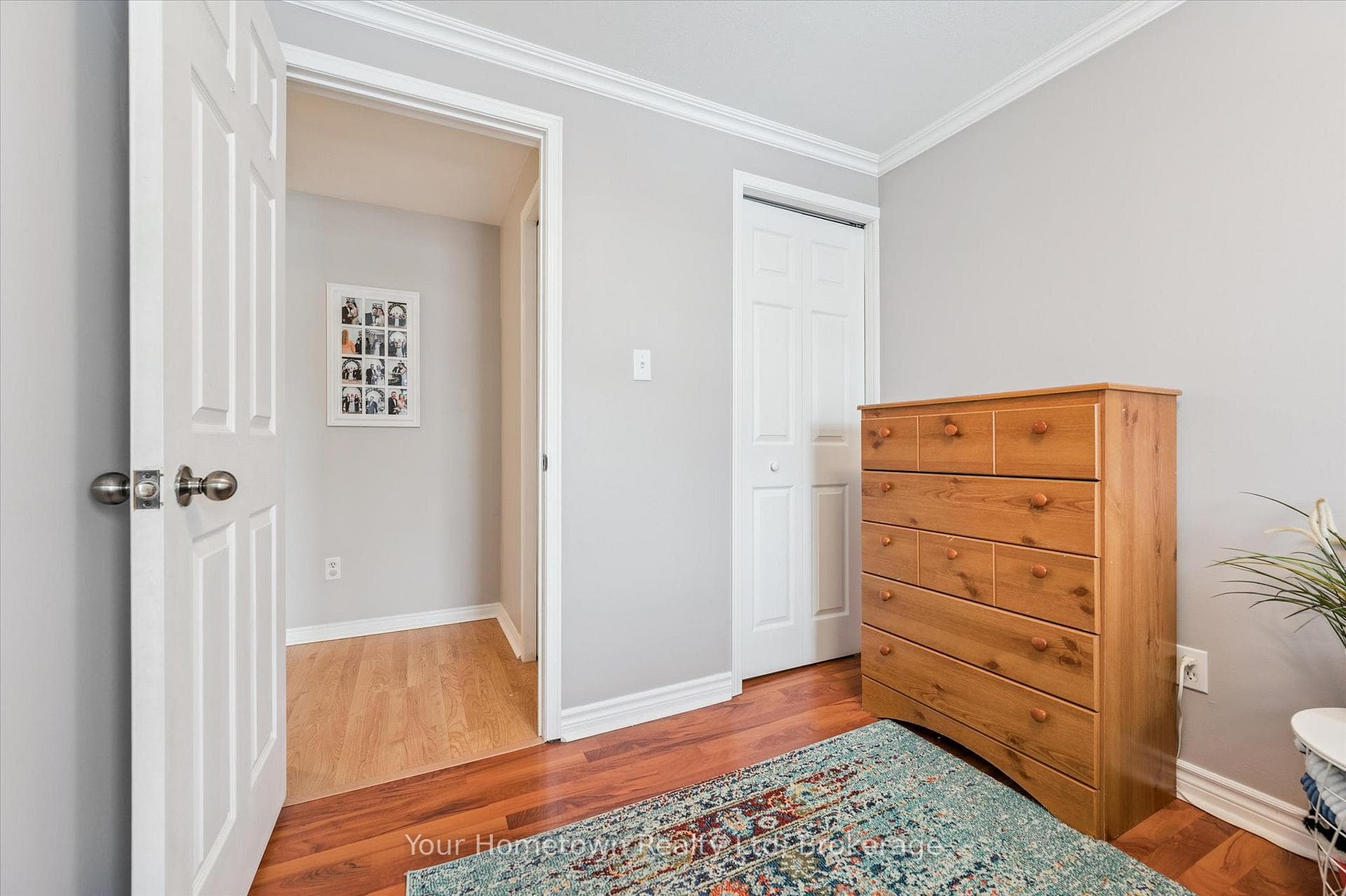 666 Holman Crescent photo 24