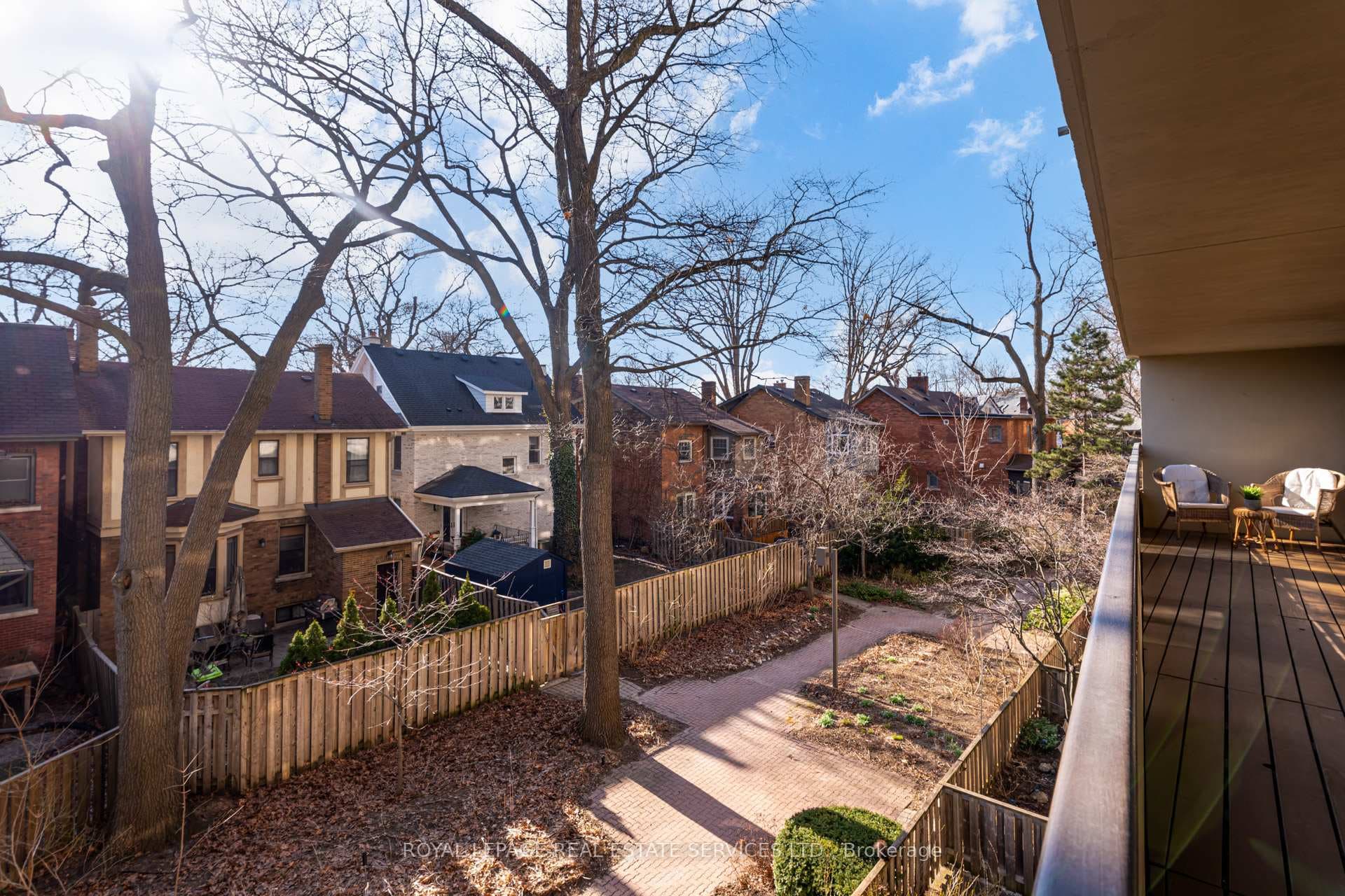 80 Quebec Avenue Unit 206 photo 32