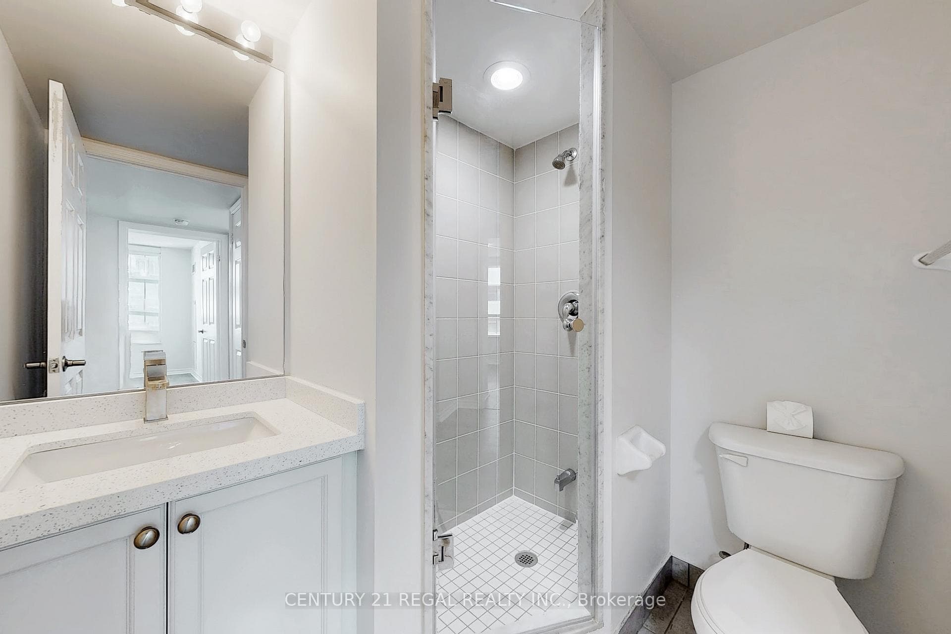 19 Grand Trunk Crescent Unit 2706 photo 19