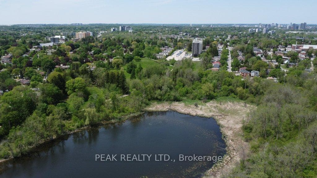 1085 Queens Boulevard Unit 13 photo 27