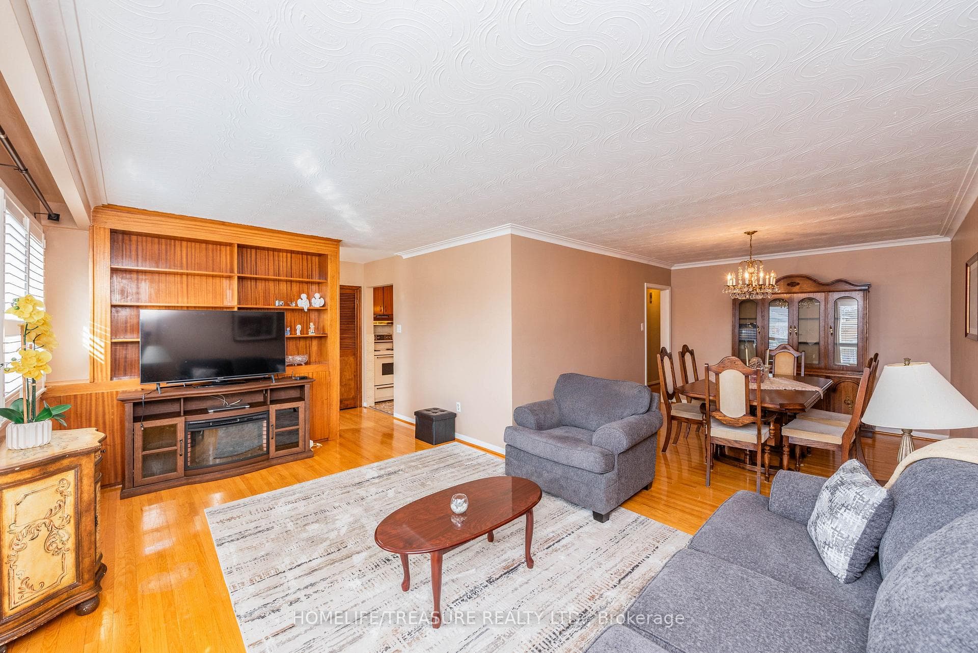 84 LASKAY Crescent photo 9