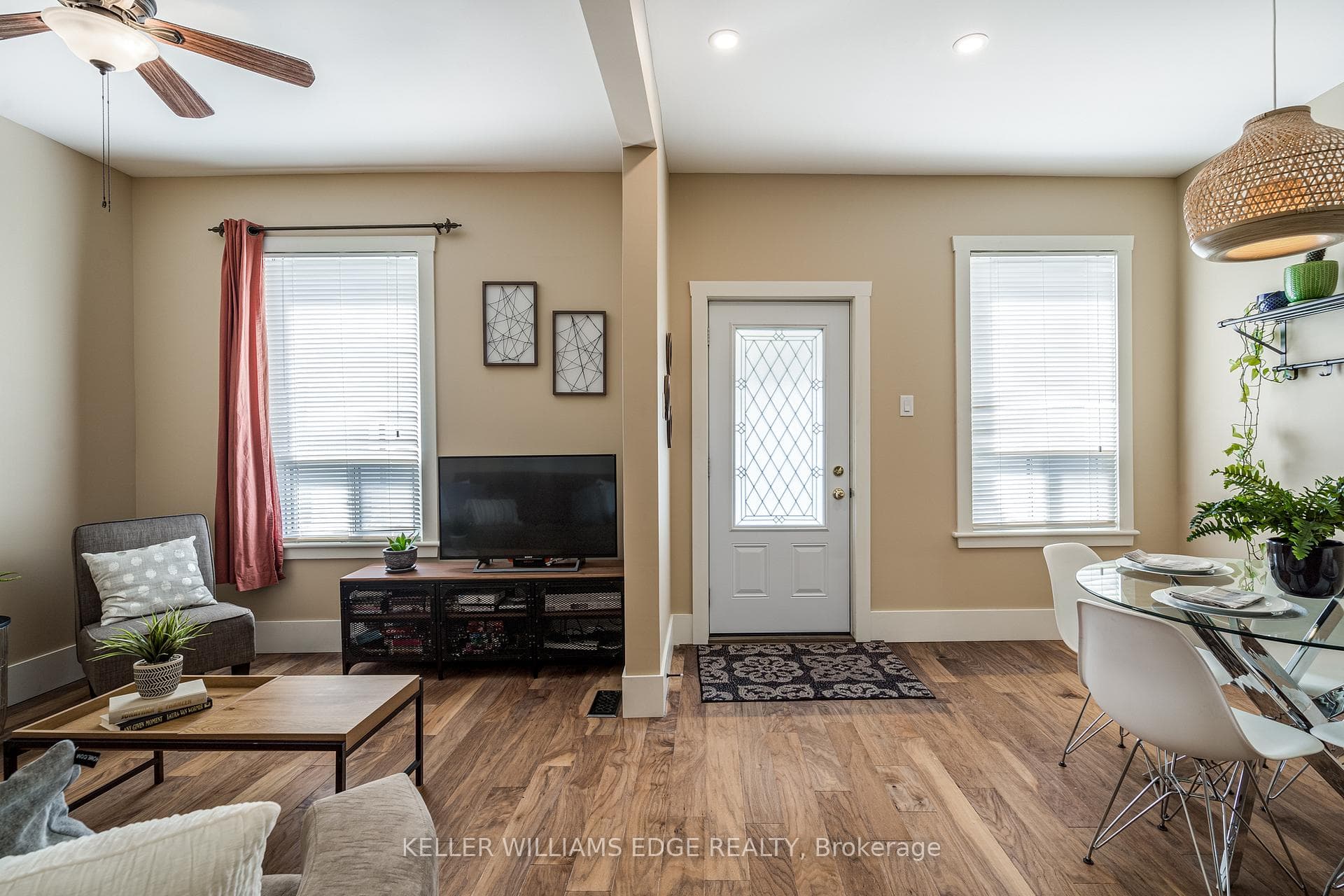 27 Munroe Street photo 12