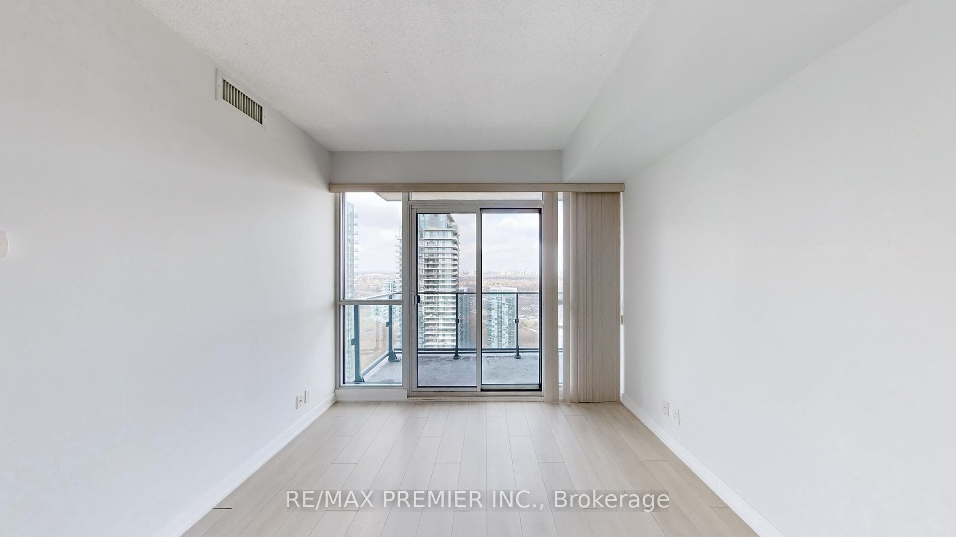 2200 Lake Shore Boulevard Unit 4605 photo 6