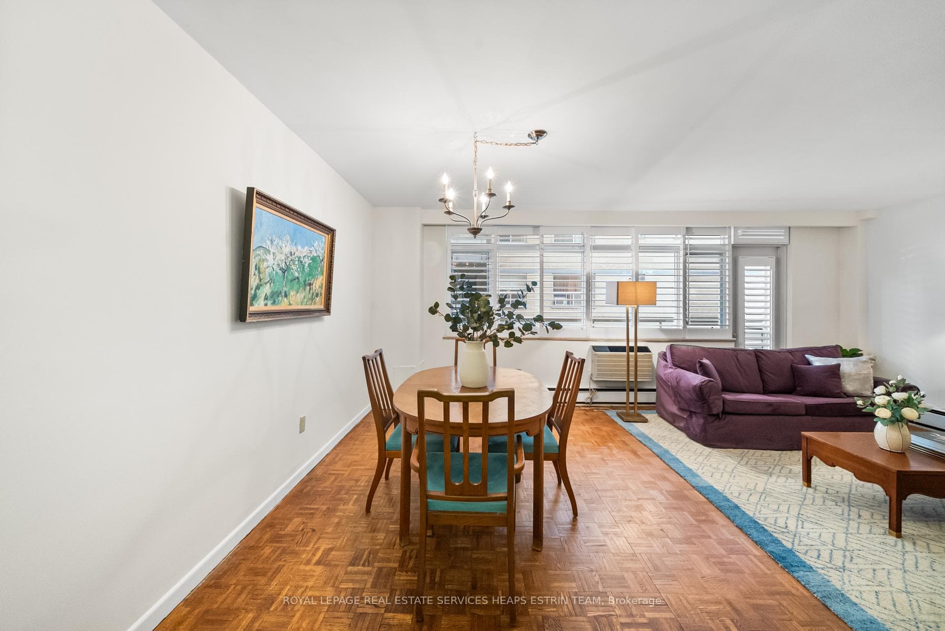 581 Avenue Road Unit 204 photo 4